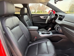 Used 2020  Chevrolet Blazer 4d SUV AWD LT w&sol;3LT V6 at Rooster Auto Sales near Vinton&comma; IA