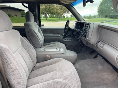 Used 1999 GMC Suburban 1500 SUV 4WD SLT at Rooster Auto Sales near Vinton, IA