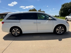 Used 2014  Honda Odyssey 4d Wagon Touring at Rooster Auto Sales near Vinton&comma; IA