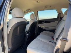 Used 2019  Kia Sorento 4d SUV AWD LX V6 at Rooster Auto Sales near Vinton&comma; IA