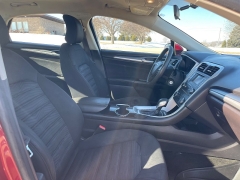 Used 2016  Ford Fusion 4d Sedan SE 2&period;5L at Rooster Auto Sales near Vinton&comma; IA