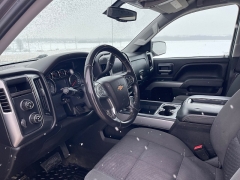 Used 2015  Chevrolet Silverado 1500 4WD Crew Cab LT at Rooster Auto Sales near Vinton, IA