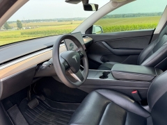 Used 2021  Tesla Model Y Long Range AWD at Rooster Auto Sales near Vinton&comma; IA