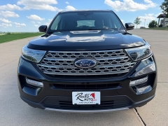 Used 2021  Ford Explorer Limited 4WD at Rooster Auto Sales near Vinton&comma; IA