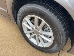 Used 2015  Dodge Grand Caravan 4d Wagon SXT at Rooster Auto Sales near Vinton&comma; IA