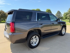 Used 2017  Chevrolet Tahoe 4d SUV 4WD LT at Rooster Auto Sales near Vinton&comma; IA