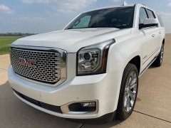 Used 2016 GMC Yukon XL 4d SUV 4WD Denali at Rooster Auto Sales near Vinton, IA