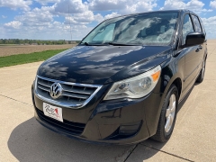 Used 2010 Volkswagen Routan 4dr Wgn SE at Rooster Auto Sales near Vinton, IA