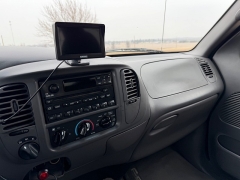 Used 2001  Ford F-150 4WD SuperCrew XLT at Rooster Auto Sales near Vinton&comma; IA