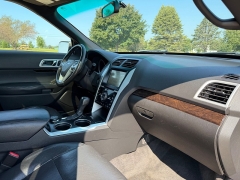 Used 2011  Ford Explorer 4d SUV 4WD Limited at Rooster Auto Sales near Vinton&comma; IA