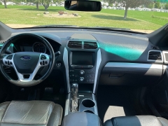 Used 2013 Ford Explorer 4d SUV 4WD XLT at Rooster Auto Sales near Vinton, IA