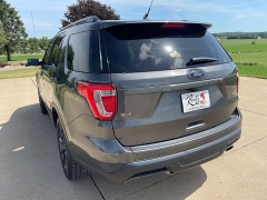 Used 2018 Ford Explorer 4d SUV 4WD XLT at Rooster Auto Sales near Vinton, IA