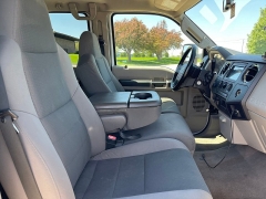 Used 2009 Ford Super Duty F-250 4WD Crew Cab XLT at Rooster Auto Sales near Vinton, IA