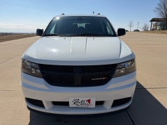 Used 2018  Dodge Journey 4d SUV FWD SE at Rooster Auto Sales near Vinton&comma; IA