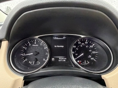Used 2016  Nissan Rogue 4d SUV AWD SV at Rooster Auto Sales near Vinton&comma; IA