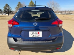 Used 2019  Nissan Kicks 4d SUV FWD SR Premium at Rooster Auto Sales near Vinton&comma; IA