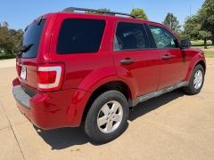 Used 2011  Ford Escape 4d SUV FWD XLT at Rooster Auto Sales near Vinton&comma; IA