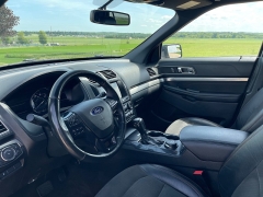 Used 2018 Ford Explorer 4d SUV 4WD XLT at Rooster Auto Sales near Vinton, IA