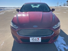 Used 2016  Ford Fusion 4d Sedan SE 2&period;5L at Rooster Auto Sales near Vinton&comma; IA