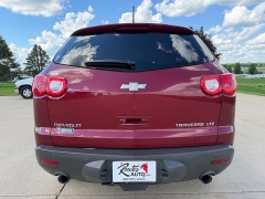 Used 2009  Chevrolet Traverse 4d SUV AWD LTZ at Rooster Auto Sales near Vinton&comma; IA