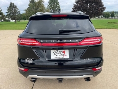 Used 2017 Lincoln MKC 4d SUV AWD Reserve at Rooster Auto Sales near Vinton, IA