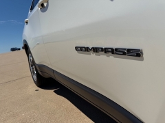 Used 2021  Jeep Compass Limited FWD at Rooster Auto Sales near Vinton&comma; IA