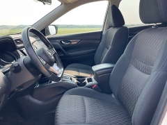 Used 2018 Nissan Rogue 4d SUV AWD SV at Rooster Auto Sales near Vinton, IA