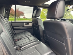 Used 2015 Ford Expedition 4d SUV 4WD Limited at Rooster Auto Sales near Vinton, IA