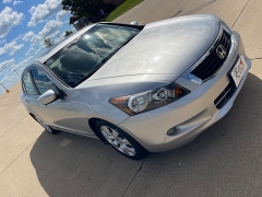 Used 2010 Honda Accord Sedan 4d EX-L V6 at Rooster Auto Sales near Vinton, IA