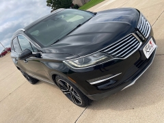 Used 2017 Lincoln MKC 4d SUV AWD Reserve at Rooster Auto Sales near Vinton, IA