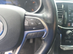 Used 2019  Jeep Grand Cherokee 4d SUV 4WD Laredo Altitude at A&plus; Autobrokers near Mt&period; Vernon&comma; OH