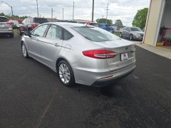 Used 2019  Ford Fusion Hybrid 4d Sedan FWD SE at A&plus; Autobrokers near Mt&period; Vernon&comma; OH