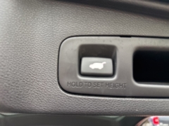 Used 2017  Honda CR-V 4d SUV AWD Touring at A&plus; Autobrokers near Mt&period; Vernon&comma; OH