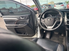 Used 2019  Toyota Highlander 4d SUV AWD XLE at A&plus; Autobrokers near Mt&period; Vernon&comma; OH