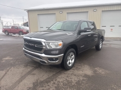Used 2019  Ram 1500 4WD Crew Cab Big Horn&sol;Lone Star at A&plus; Autobrokers near Mt&period; Vernon&comma; OH