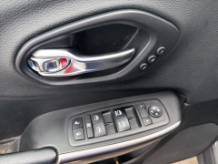 Used 2019 Jeep Cherokee 4d SUV 4WD Limited 3.2L at A+ Autobrokers near Mt. Vernon, OH