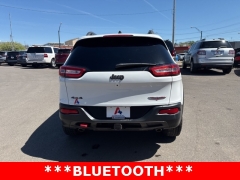 Used 2016 Jeep Cherokee 4d SUV 4WD Trailhawk V6 at A+ Autobrokers near Mt. Vernon, OH