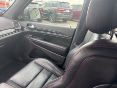 Used 2019  Jeep Grand Cherokee 4d SUV 4WD Trailhawk V6 at A&plus; Autobrokers near Mt&period; Vernon&comma; OH