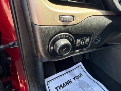 Used 2015  Jeep Cherokee 4d SUV 4WD Limited V6 at A&plus; Autobrokers near Mt&period; Vernon&comma; OH