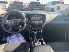 Used 2020  Nissan Pathfinder 4d SUV 4WD S at A&plus; Autobrokers near Mt&period; Vernon&comma; OH