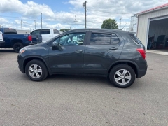 Used 2019  Chevrolet Trax 4d SUV AWD LS at A&plus; Autobrokers near Mt&period; Vernon&comma; OH
