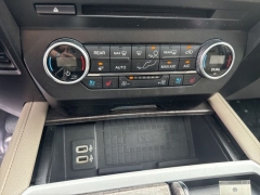 Used 2018  Ford Expedition 4d SUV 4WD Limited at A&plus; Autobrokers near Mt&period; Vernon&comma; OH