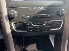 Used 2020  Ford Fusion 4d Sedan AWD SE at A&plus; Autobrokers near Mt&period; Vernon&comma; OH