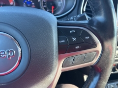 Used 2020  Jeep Cherokee 4d SUV 4WD Limited 3&period;2L at A&plus; Autobrokers near Mt&period; Vernon&comma; OH