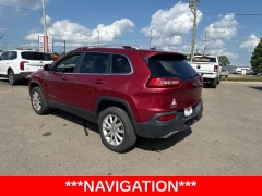 Used 2015  Jeep Cherokee 4d SUV 4WD Limited V6 at A&plus; Autobrokers near Mt&period; Vernon&comma; OH