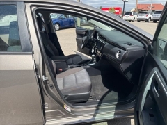 Used 2018  Toyota Corolla 4d Sedan LE at A&plus; Autobrokers near Mt&period; Vernon&comma; OH