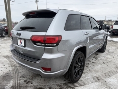 Used 2018  Jeep Grand Cherokee 4d SUV 4WD Laredo Altitude at A&plus; Autobrokers near Mt&period; Vernon&comma; OH