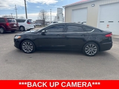 Used 2020  Ford Fusion 4d Sedan AWD SE at A&plus; Autobrokers near Mt&period; Vernon&comma; OH