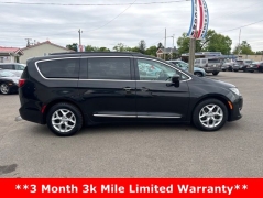 Used 2017  Chrysler Pacifica 4d Wagon Touring-L at A&plus; Autobrokers near Mt&period; Vernon&comma; OH