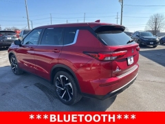 Used 2022  Mitsubishi Outlander ES S-AWC at A&plus; Autobrokers near Mt&period; Vernon&comma; OH
